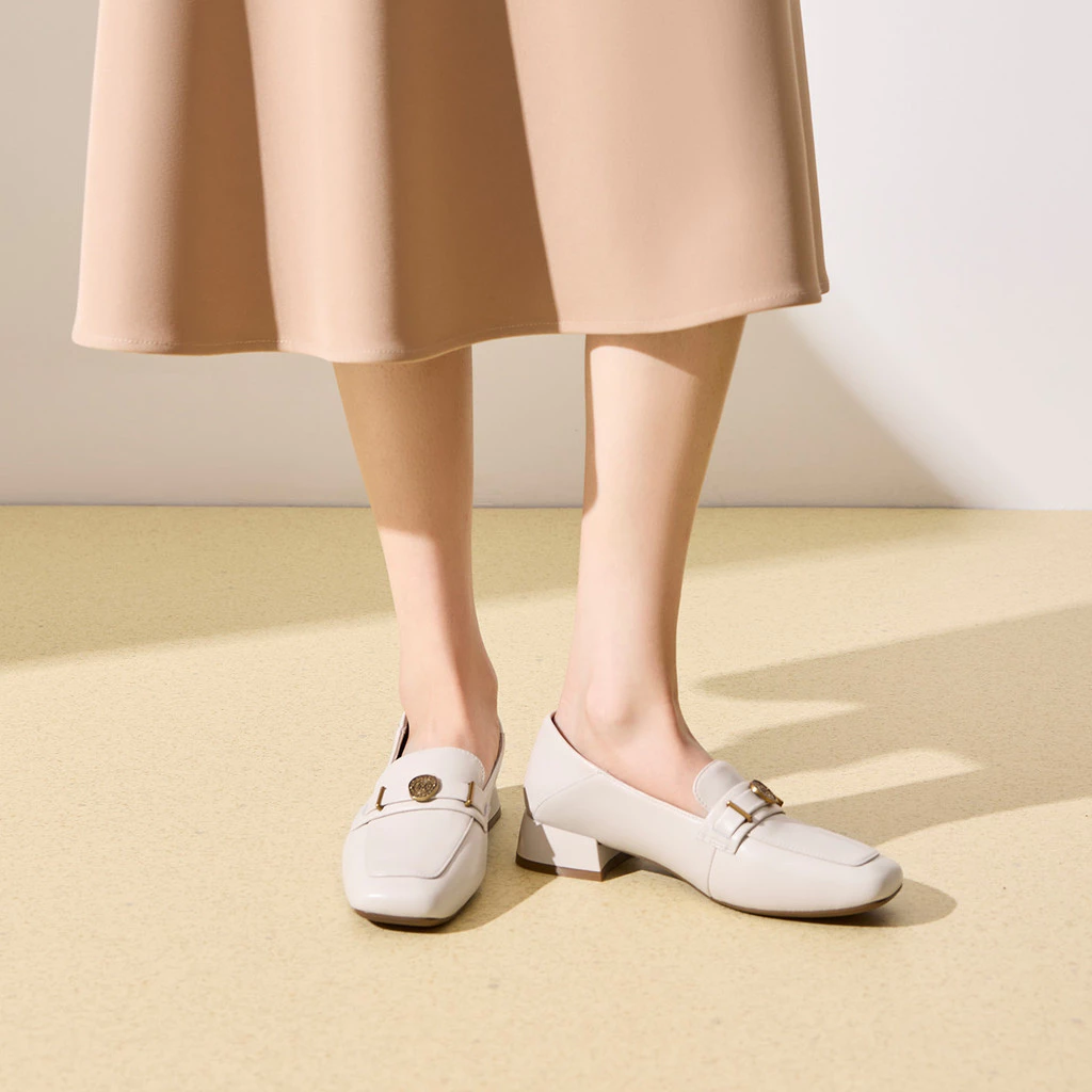 Okcom 2026 spring new style women's shoes upper layer sheepskin square toe salt loafers image 2