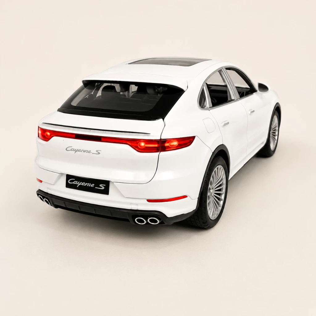 Porsche Cayenne 1:24 Metal Miniature with Light and Sound Doors and Trunk Open image 3